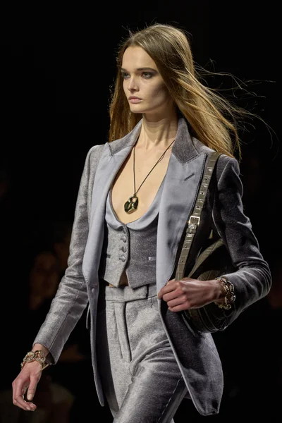 Look 38